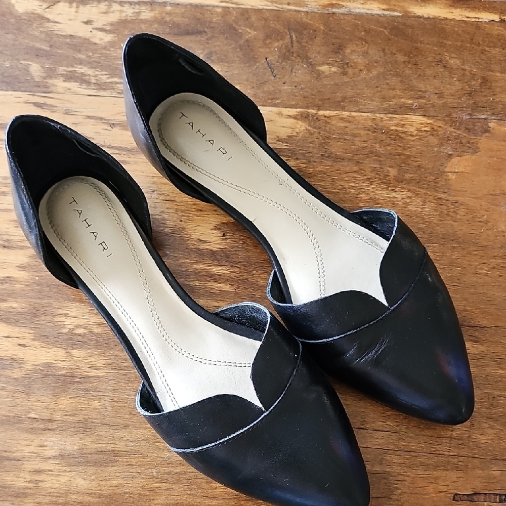 Tahari Black Pointed D'Orsay Flats - Size 8